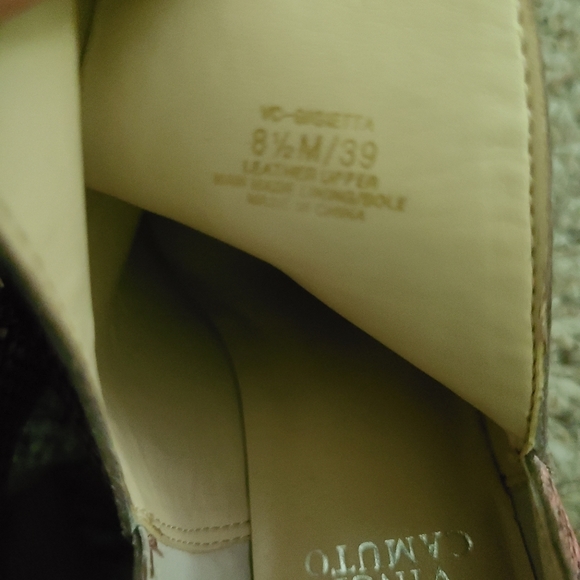 NWOT VINCE CAMUTO gigietta bootie ,snakeskin - Picture 10 of 15